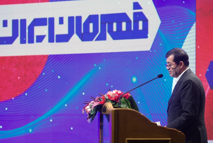 دنیا مالی : این مراسم کار بزرگ و ارزشمندی بود و از شبکه ورزش تشکر می‌کنم